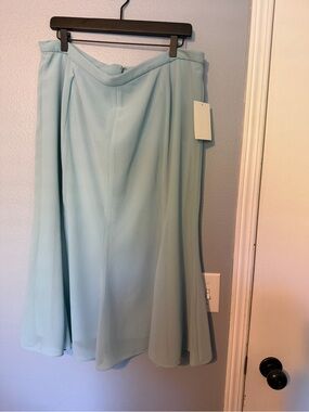 R&M Richards Light Blue Circle Skirt
